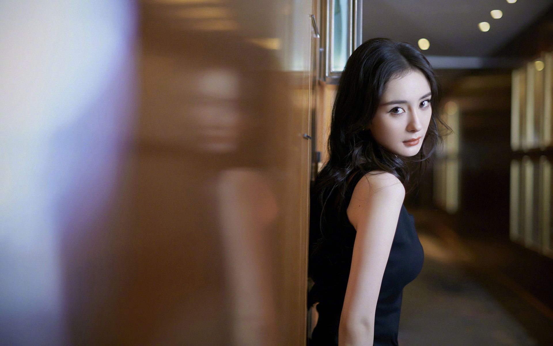 小城特色滑板街舞秀，青春在街头飞扬，滑板滑街